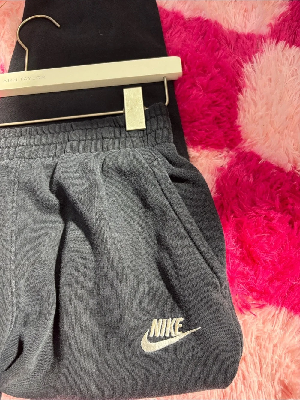 Nike large black sweatpants